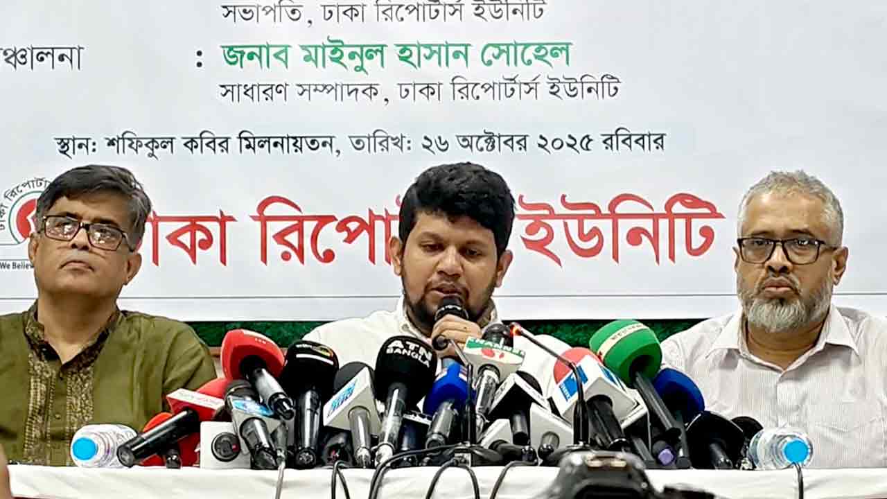 নভেম্বরে ক্যাবিনেট ক্লোজড হয়ে যাবে : তথ্য উপদেষ্টা