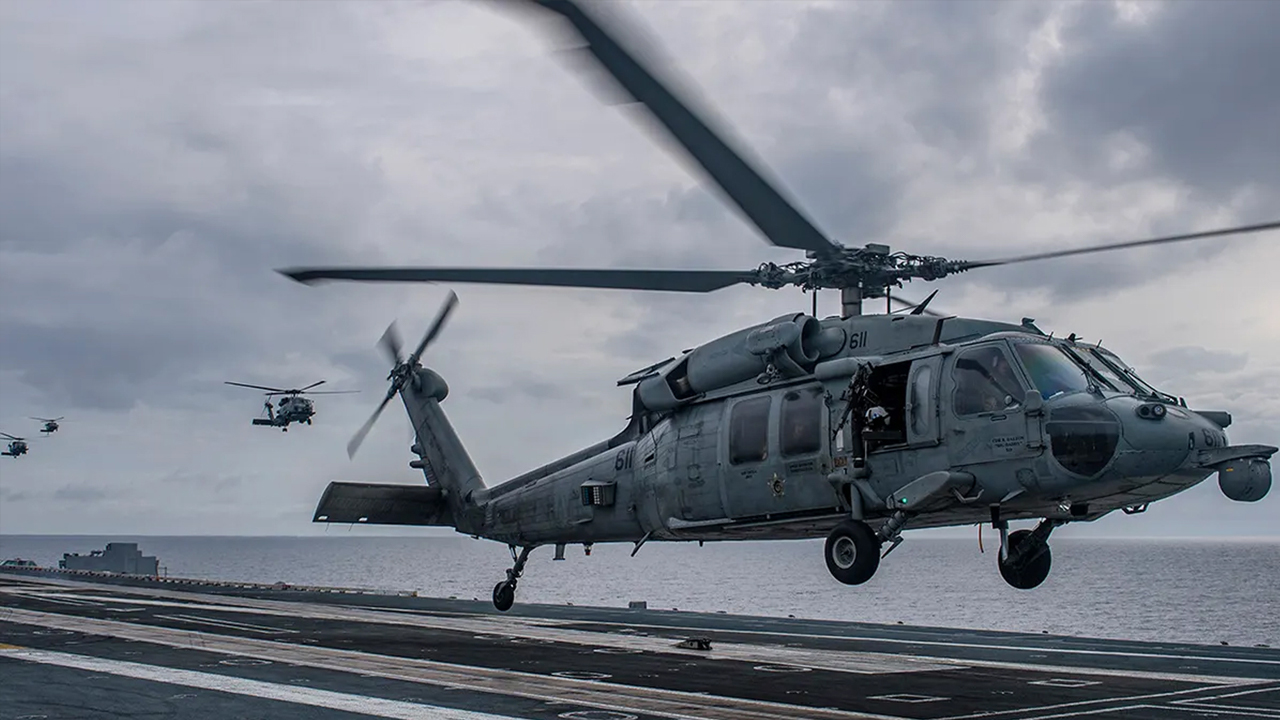 দক্ষিণ চীন সাগরে মার্কিন হেলিকপ্টার ও যুদ্ধবিমান বিধ্বস্ত