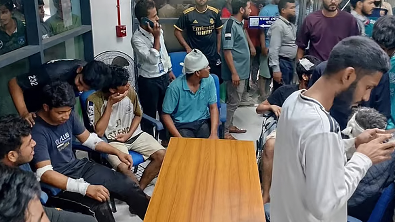 আটক থাকা ড্যাফোডিলের ১১ শিক্ষার্থীকে হস্তান্তর