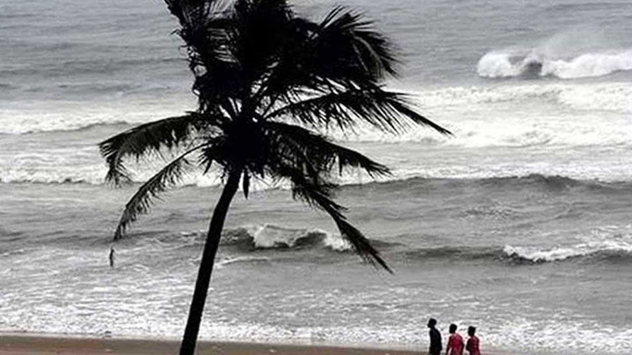 নভেম্বরে বৃষ্টি নিয়ে নতুন বার্তা, ঘূর্ণিঝড়ের শঙ্কা