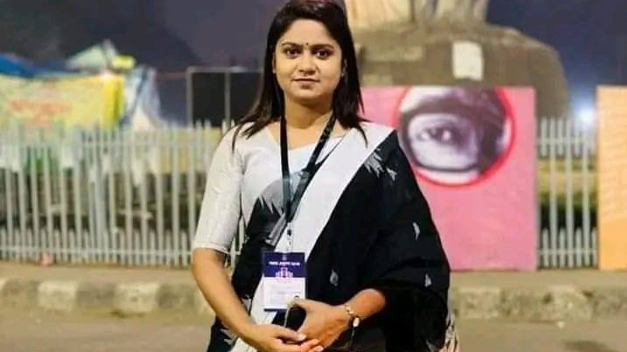 মাঝরাতে নিষিদ্ধ ছাত্রলীগের কেন্দ্রীয় নেত্রী গ্রেপ্তার