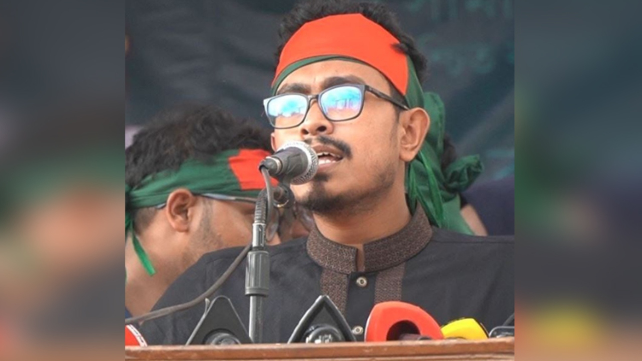 ফ্যাসিবাদী শক্তির বিরুদ্ধে শিক্ষার্থীদের সঙ্গে মাঠে থাকবে ডাকসু: সাদিক