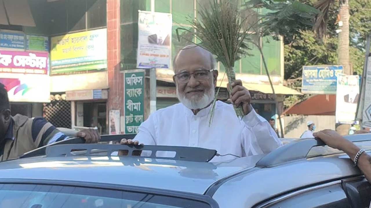 নির্বাচনকে ঘিরে নানা ষড়যন্ত্র চলছে: খন্দকার মোশাররফ