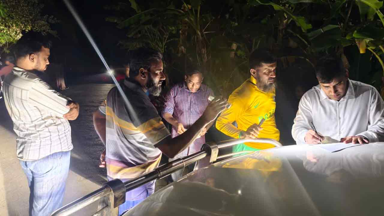 কুয়াকাটায় অবৈধভাবে বালু উত্তোলনের দায়ে জরিমানা