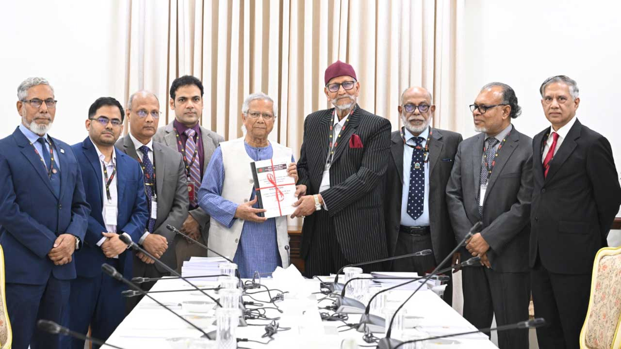 &lsquo;বিডিআর হত্যাকাণ্ডে দলগতভাবে জড়িত আ.লীগ, মূল সমন্বয়কারী তাপস&rsquo;