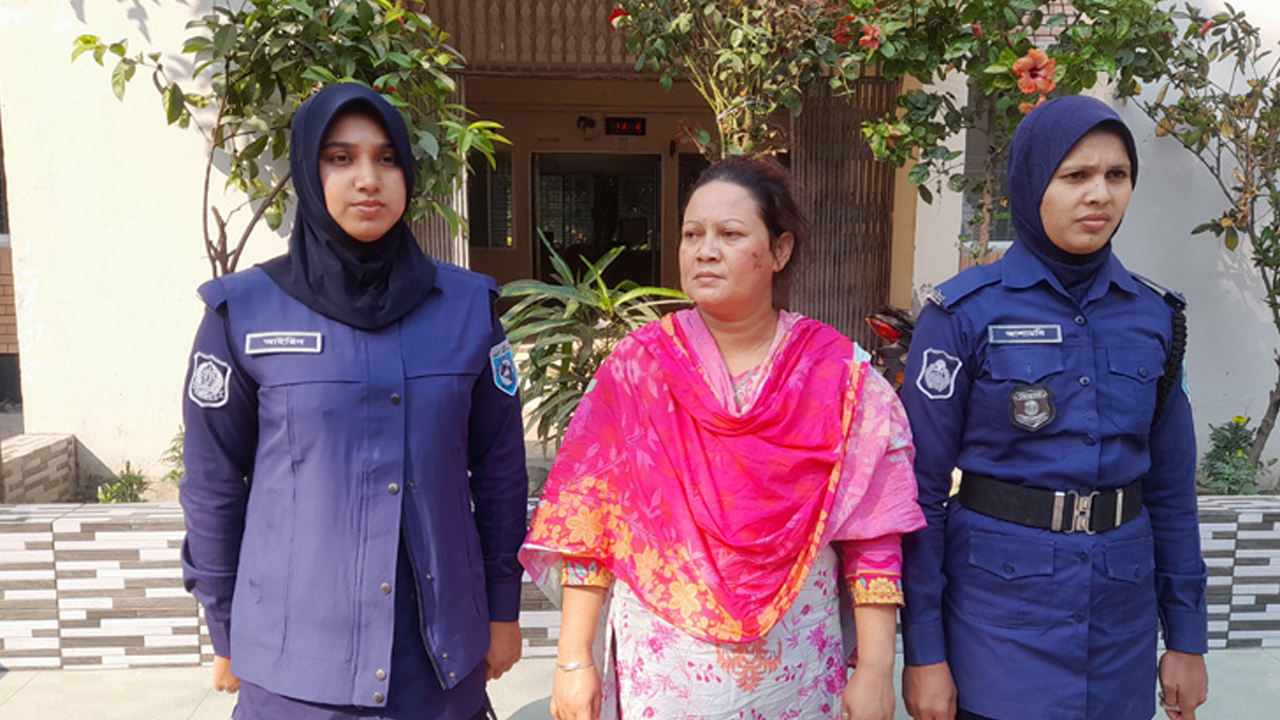 টিকটকে উসকানিমূলক ভিডিও, আ.লীগ নেত্রী সুলতানা আটক