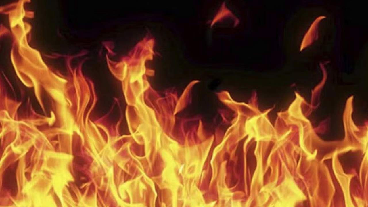 আগারগাঁওয়ে গ্যাসের লিকেজ থেকে বিস্ফোরণ, একই পরিবারের দগ্ধ ৬