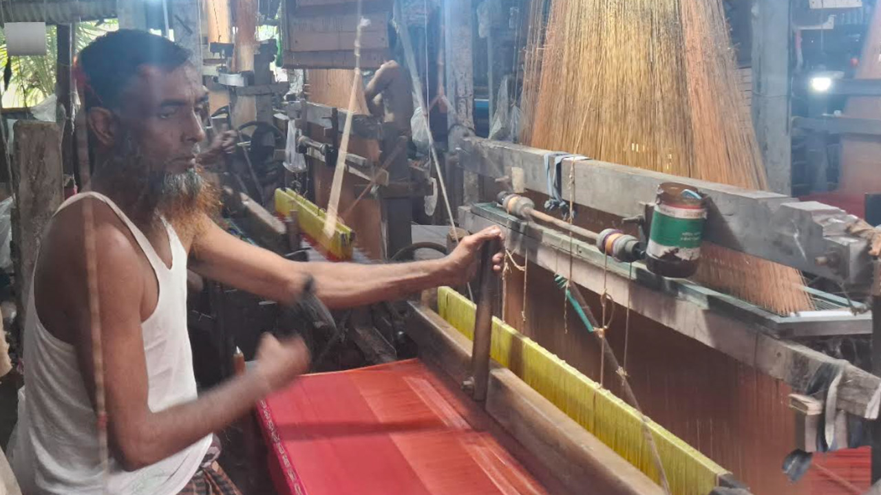 ইউনেসকোর সাংস্কৃতিক ঐতিহ্যের তালিকায় টাঙ্গাইল শাড়ি