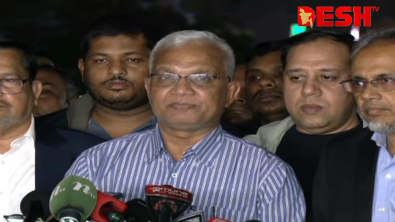 চিকিৎসা নিতে পারছেন খালেদা জিয়া: ডা. জাহিদ