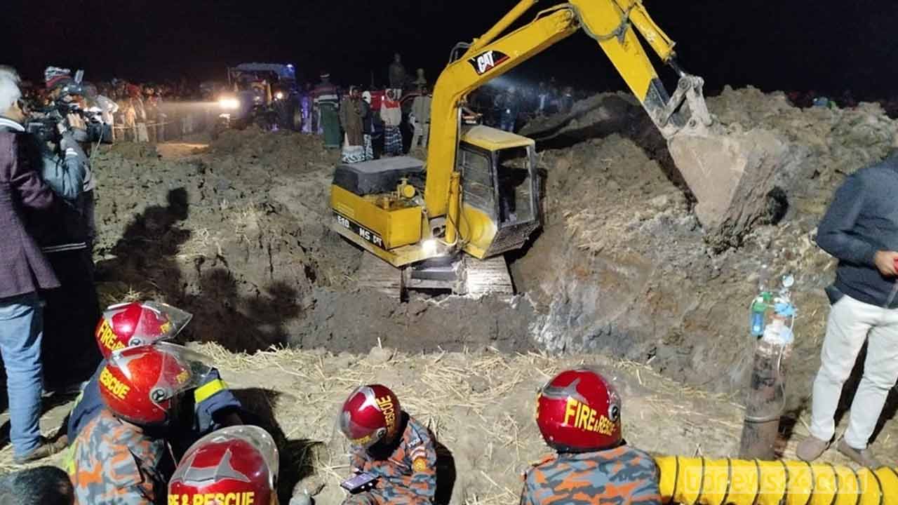 সেই শিশুটির সর্বশেষ অবস্থা সম্পর্কে যা জানাল ফায়ার সার্ভিস