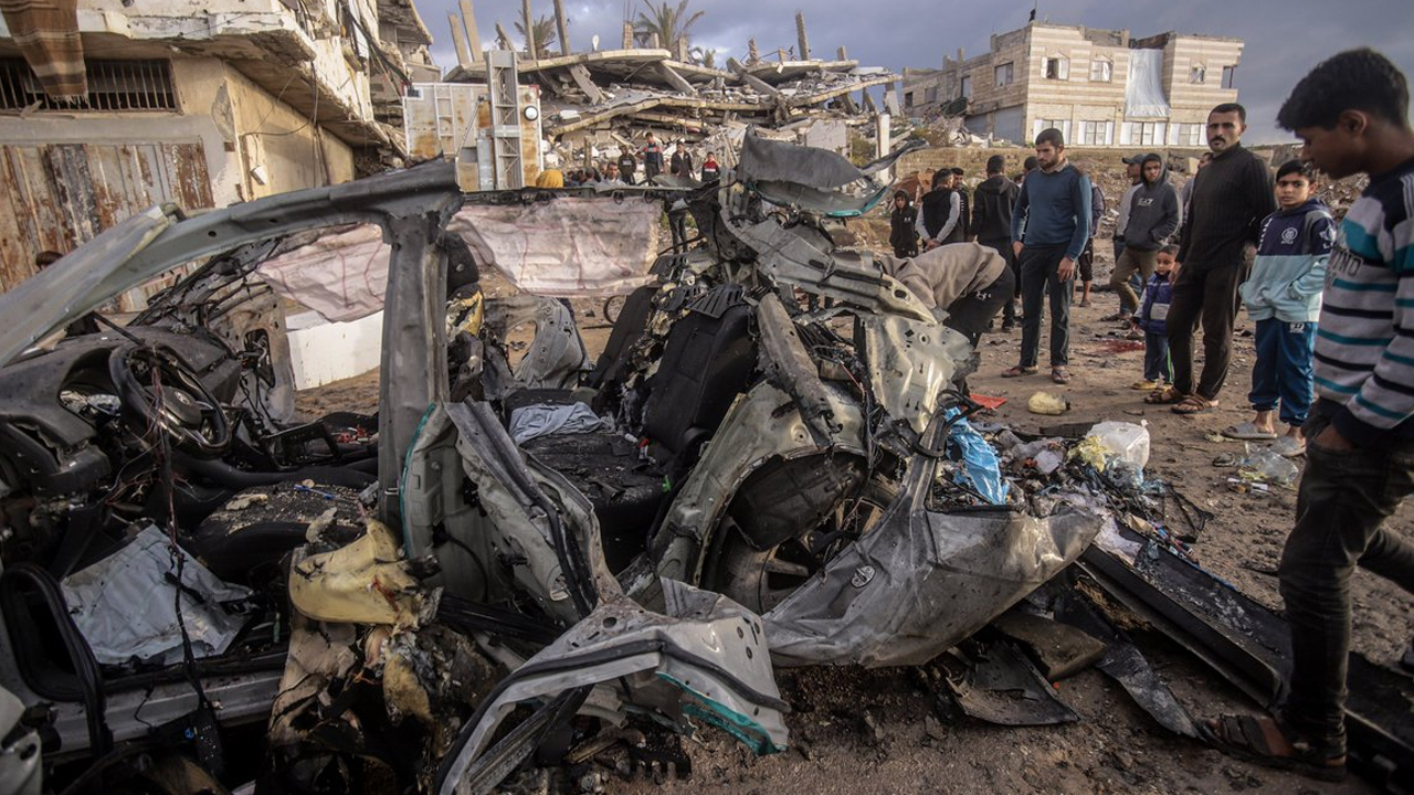 ইসরায়েলি হামলায় হামাসের জ্যেষ্ঠ কমান্ডারসহ ৫ জন নিহত