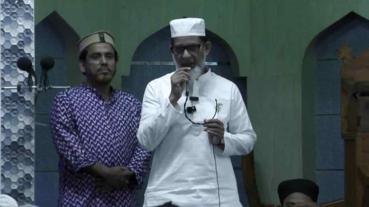 রাজধানীতে খালেদা জিয়ার রোগমুক্তি কামনায় দোয়া মাহফিল