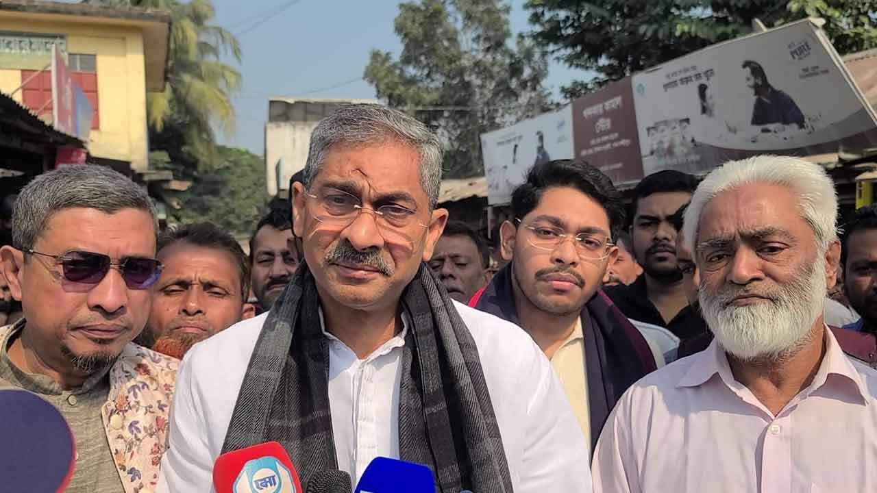 জামায়াতের প্রার্থীকে ক্ষমা চাইতে বললেন এ্যানি