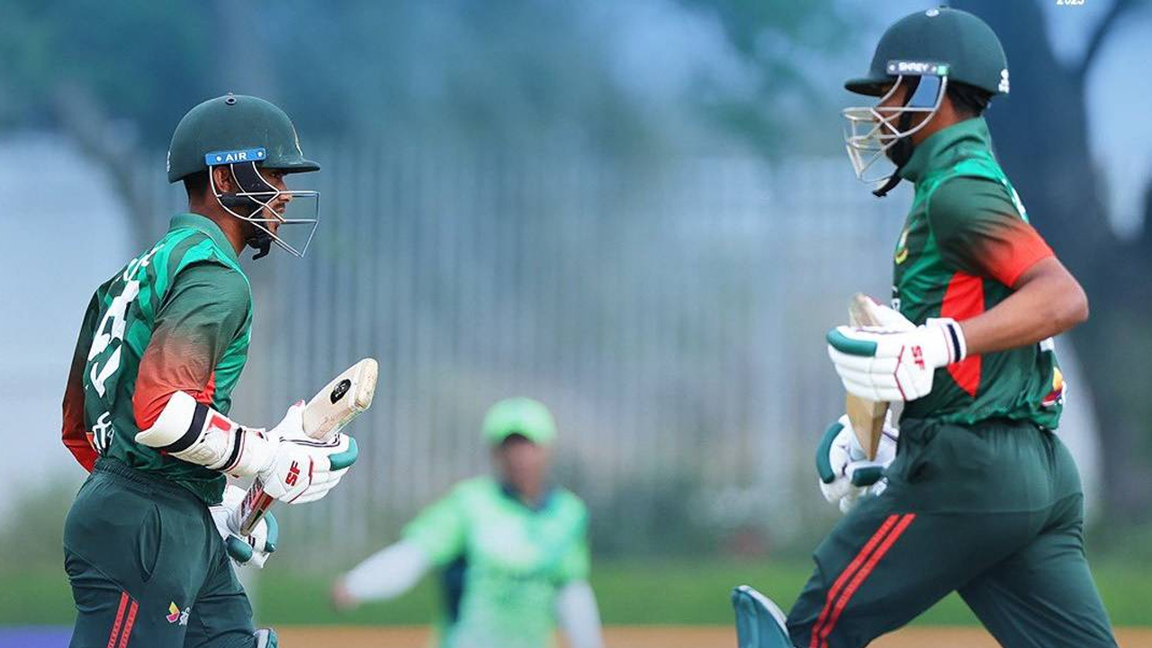 পাকিস্তানের কাছে হেরে বিদায় নিল টাইগার যুবারা