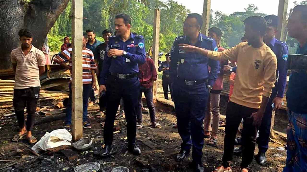 আসামি ধরিয়ে দিলে ৫০ হাজার টাকা পুরস্কার ঘোষণা পুলিশের