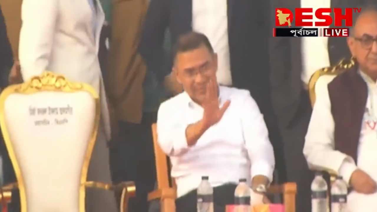 সংবর্ধনা মঞ্চে তারেক রহমান