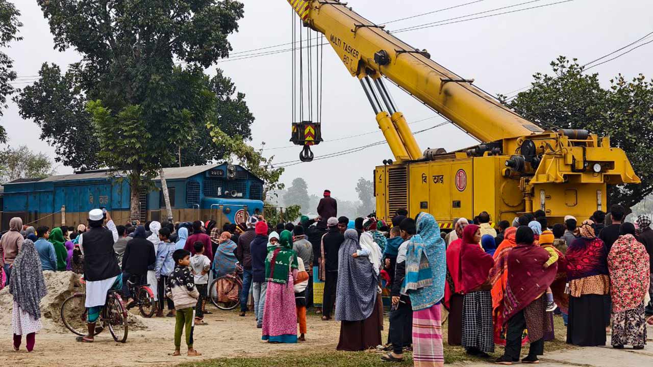 দুর্ঘটনার সময় ট্রেনের গতি ছিল ২০ কিলোমিটার&nbsp;