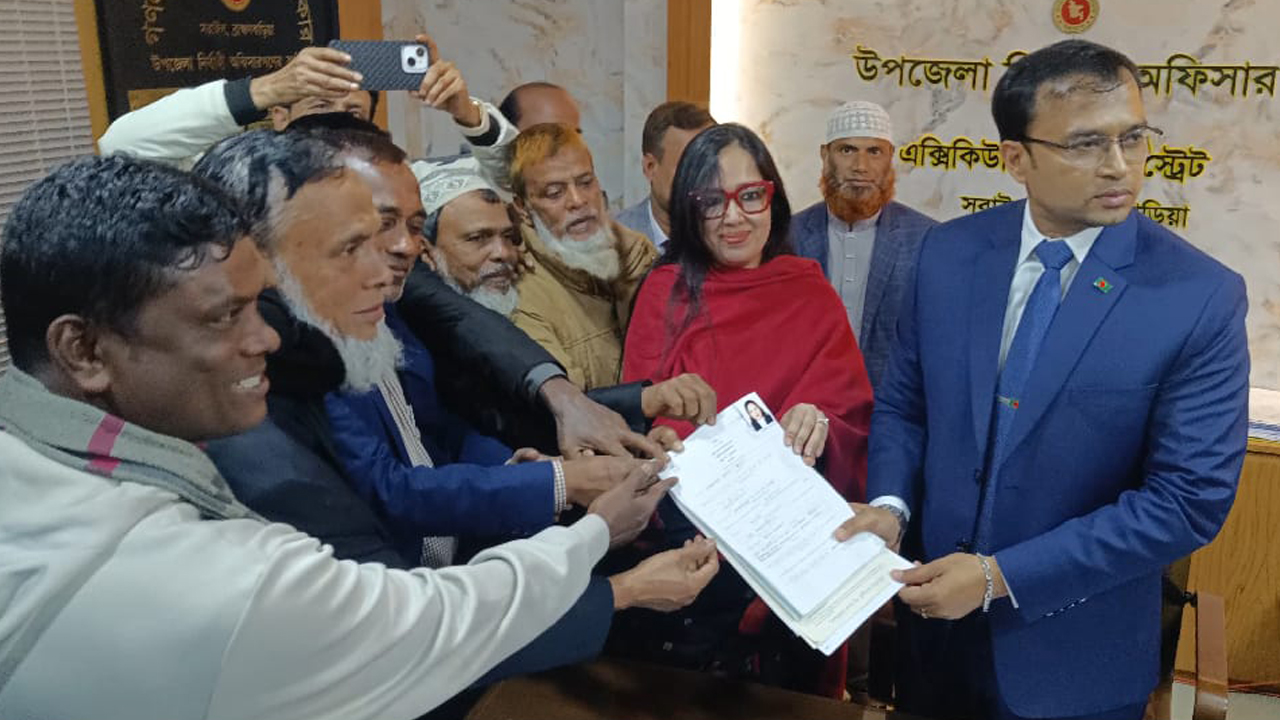 আল্লাহর পরিকল্পনায় স্বতন্ত্র নির্বাচন করতে হচ্ছে: রুমিন ফারহানা