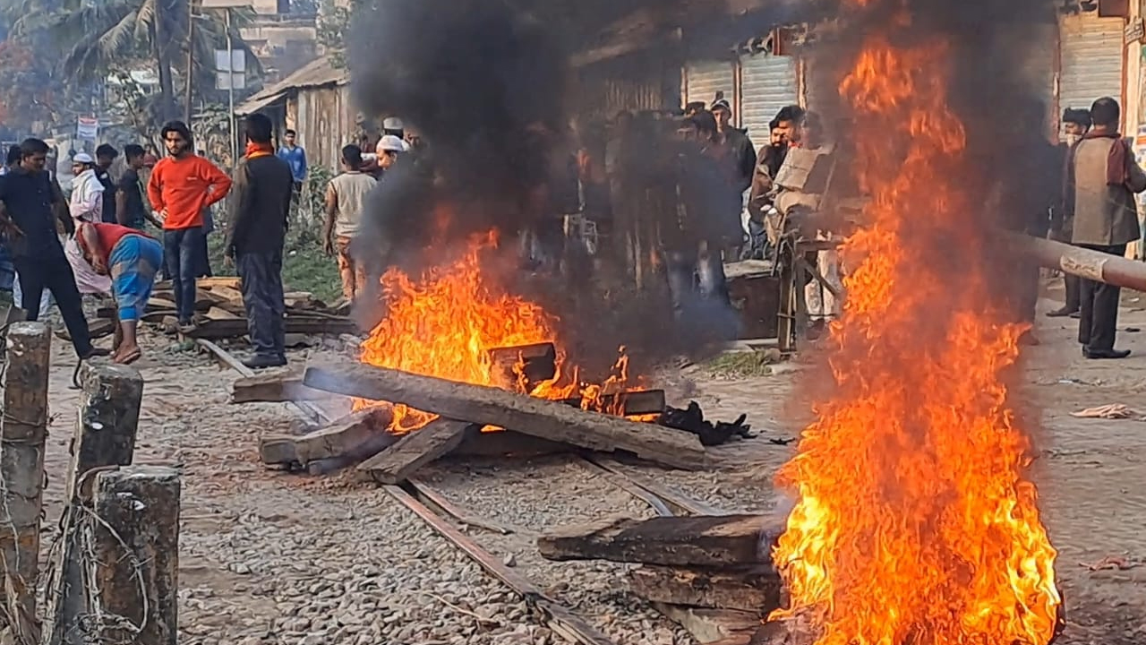 মনোনয়ন দ্বন্দ্বে নাশকতা, সোয়া ৩০০ জনকে আসামি করে মামলা
