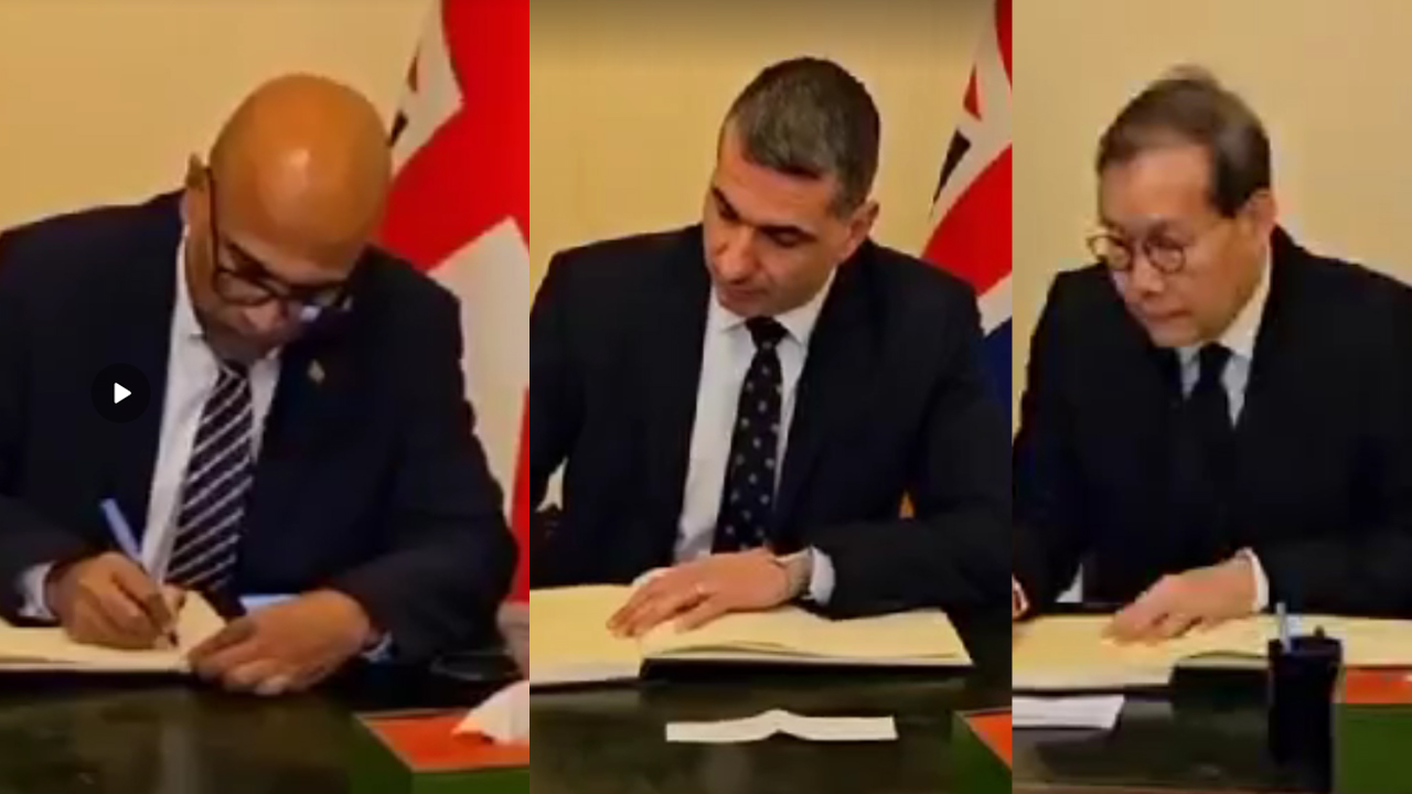 খালেদা জিয়ার মৃত্যুতে লন্ডন হাইকমিশনে বিভিন্ন দেশের রাষ্ট্রদূতদের শোক