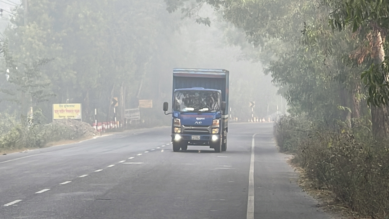 শৈত্যপ্রবাহে কাঁপছে গোপালগঞ্জ