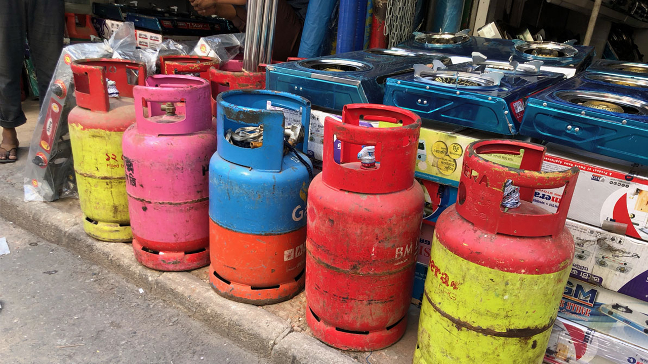 সারাদেশে সিলিন্ডার গ্যাস বিক্রি বন্ধ