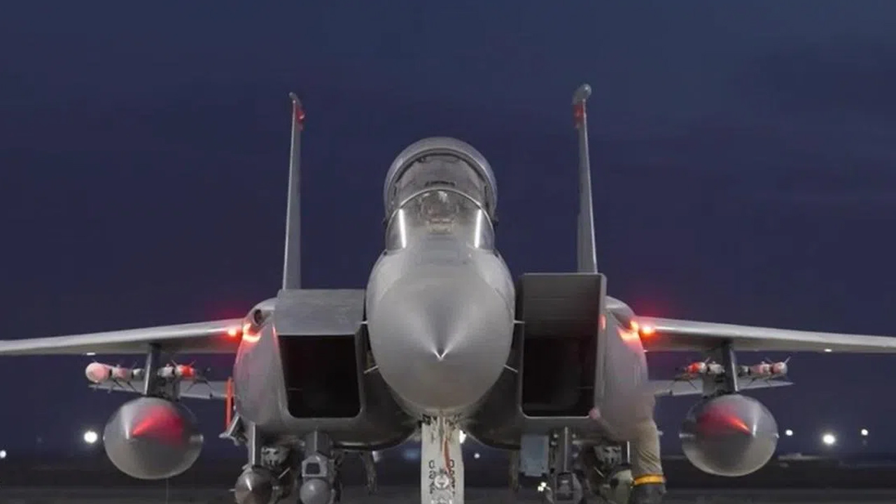 সিরিয়ার আইএস ঘাঁটিতে ব্যাপক হামলা চালাল যুক্তরাষ্ট্র