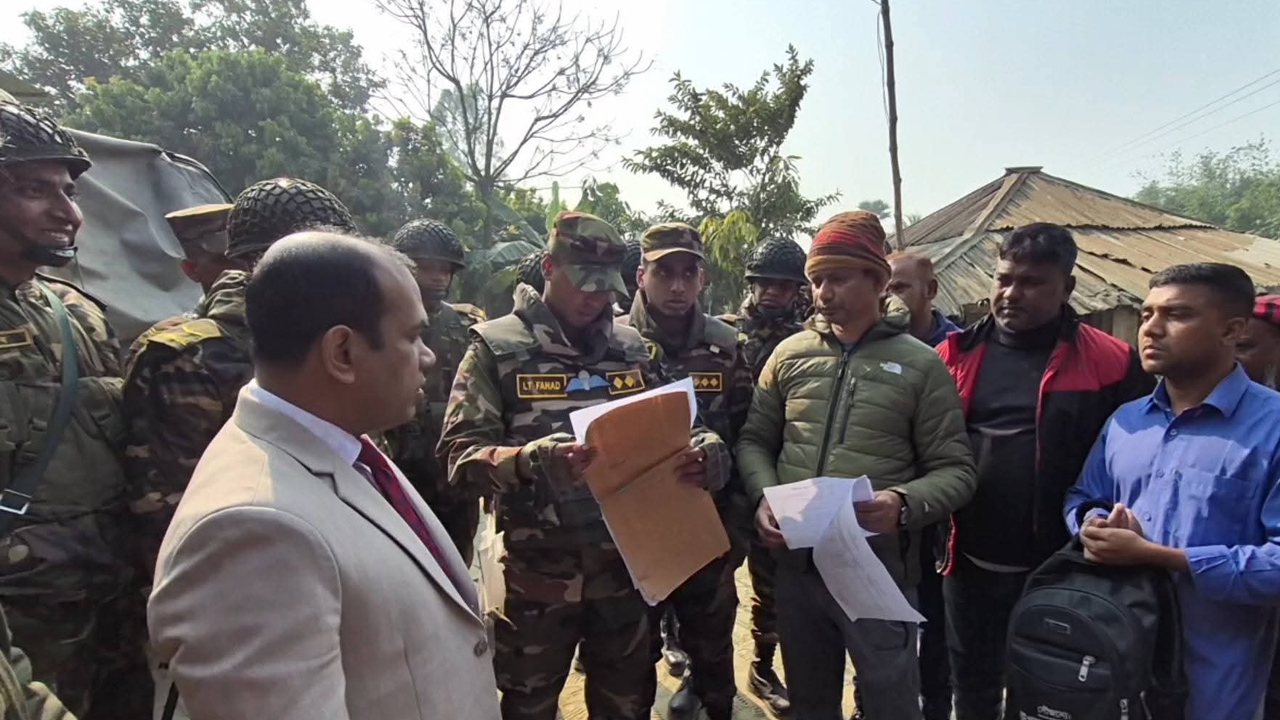 বগুড়ায় নকল সিগারেট কারখানা সিলগালা, ১০ কোটি টাকার সরঞ্জাম জব্দ