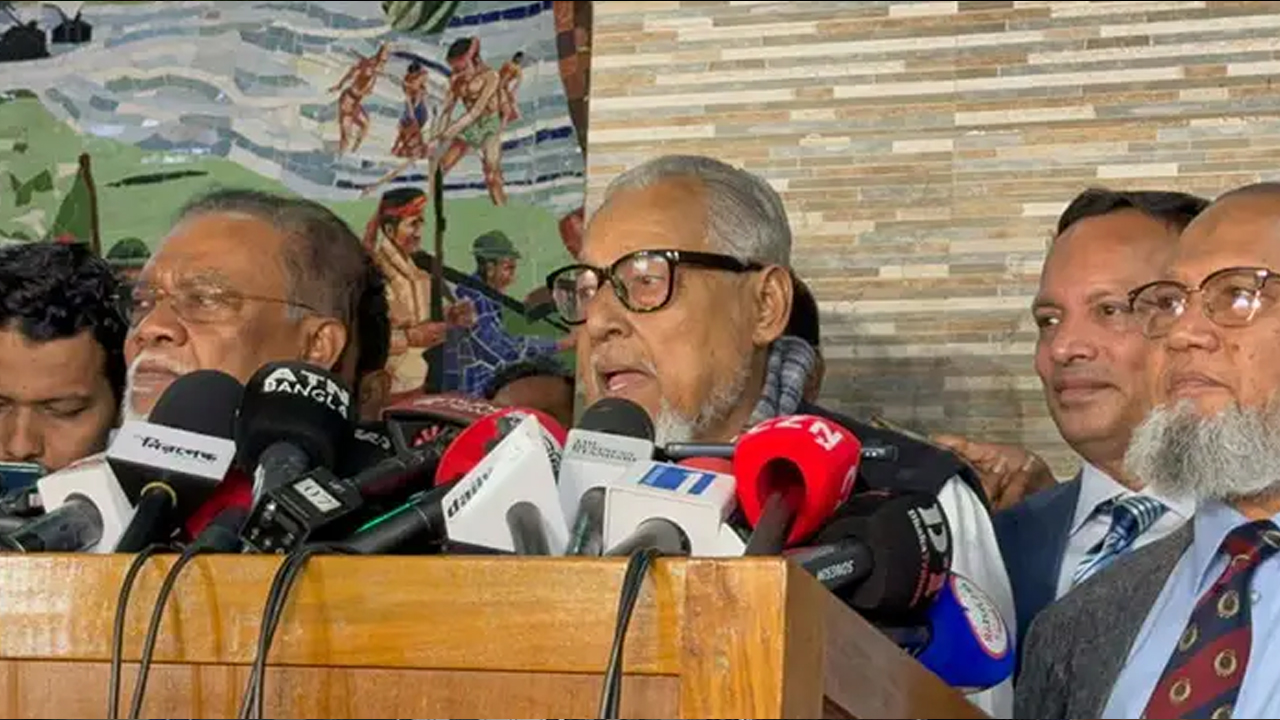 গণভোটে &lsquo;হ্যাঁ&rsquo; ভোটের পক্ষে বিএনপি: নজরুল ইসলাম খান