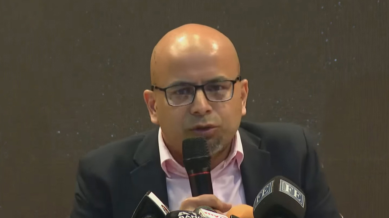 মোবাইলের দাম অবশ্যই কমবে: ফয়েজ তৈয়্যব