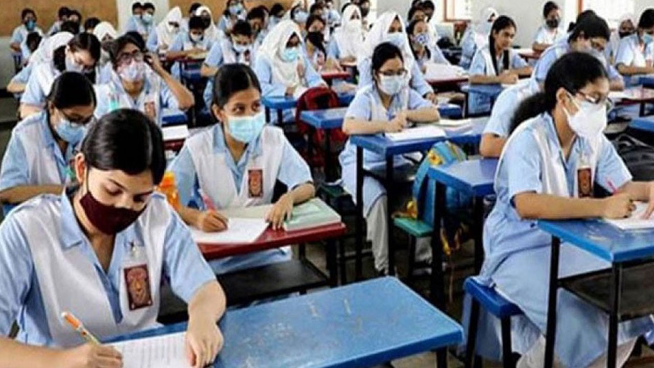 এসএসসি পরীক্ষার ফরম পূরণের সময় বাড়ল