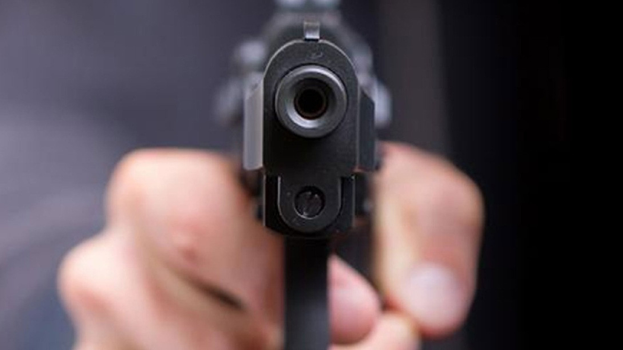 কেরানীগঞ্জে প্রকাশ্যে বিএনপি নেতাকে গুলি