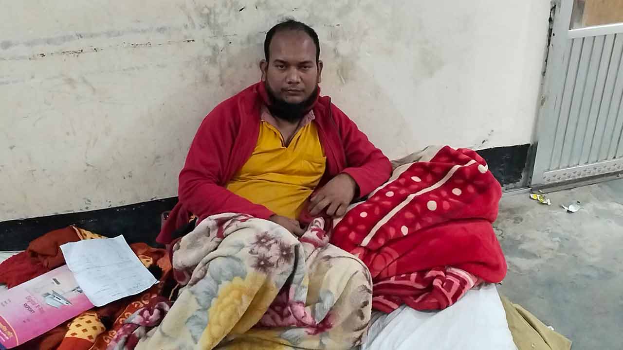 পাওনা টাকা চাওয়ায় ব্যবসায়ীকে মারধর ও টাকা লুটের অভিযোগ