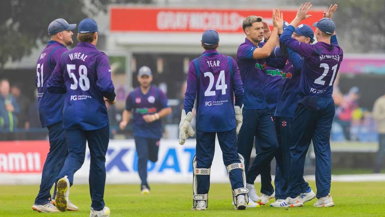 নাটকীয়ভাবে সুযোগ পেয়েই স্কটল্যান্ডের বিশ্বকাপ দল ঘোষণা