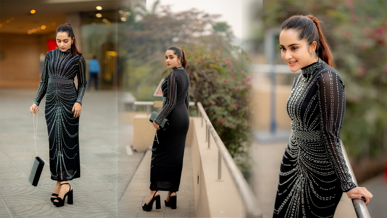 পশ্চিমা ধাঁচে তাক লাগালেন কেয়া পায়েল