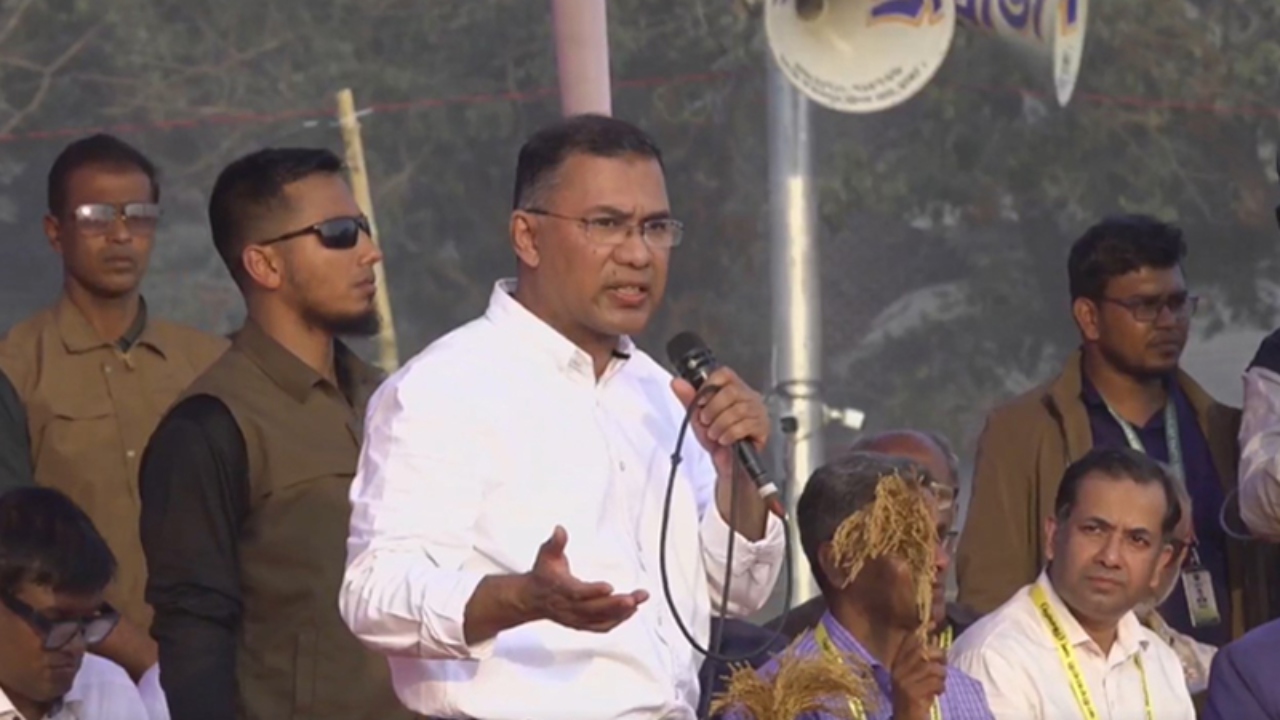 কর্মসংস্থান সৃষ্টি করে বেকারত্ব দূর করার ঘোষণা তারেক রহমানের