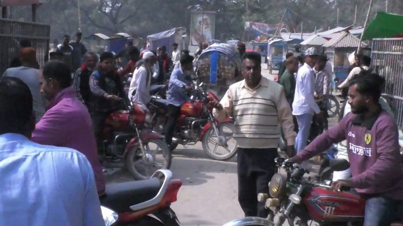প্রশাসনের বাধায় ভেস্তে গেল বিএনপি প্রার্থীর মোটরসাইকেল শোভাযাত্রা