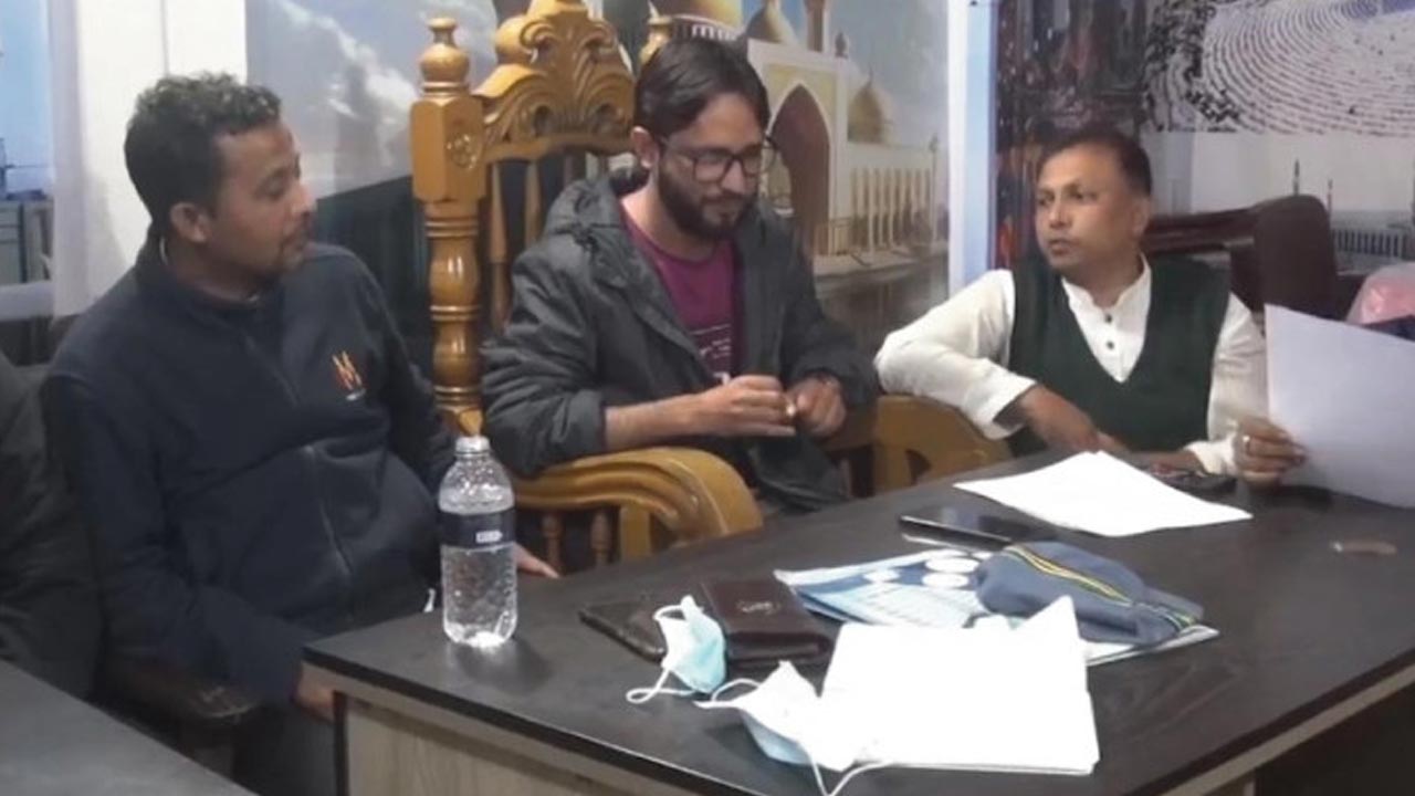 একযোগে এনসিপির ১৩ নেতার পদত্যাগ