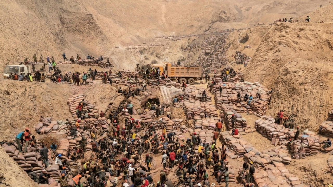 ডিআর কঙ্গোতে খনি ধসে ২০০ জনের বেশি নিহত