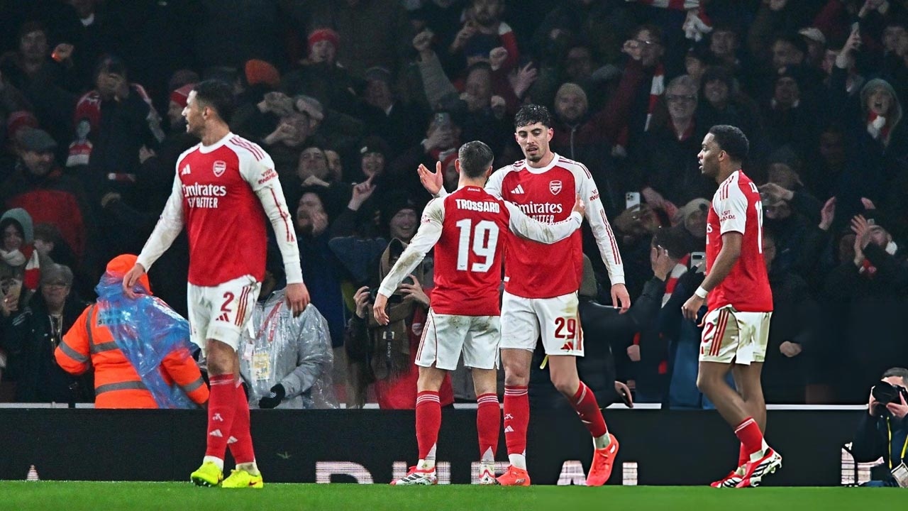 ছয় বছর পর বড় টুর্নামেন্টের ফাইনালে আর্সেনাল