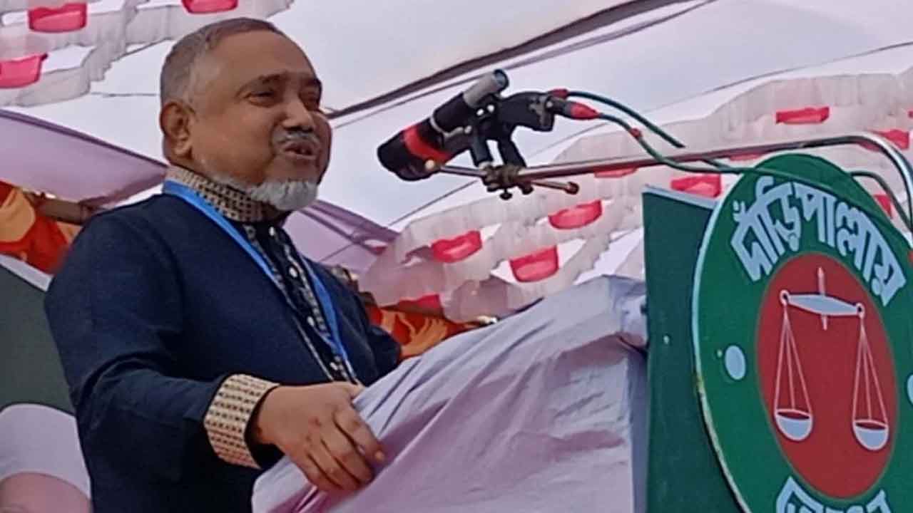 জামায়াত দলের জন্য নয়, দেশের স্বা&zwnj;র্থে নেতা নির্বা&zwnj;চিত করে: ডা. তাহের