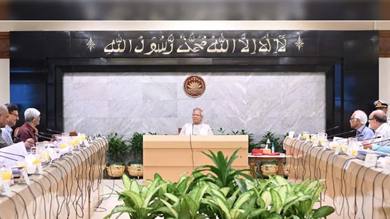 পোশাক শ্রমিকদের ছুটি যেকোনো দিন পুষিয়ে নেওয়া যাবে