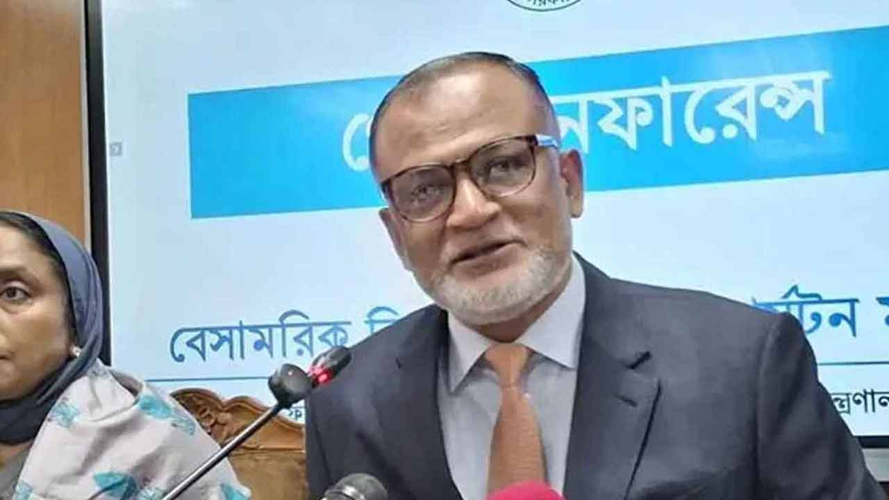 নির্বাচনের আগে যুক্তরাষ্ট্রের সঙ্গে চুক্তি, যা বললেন বাণিজ্য উপদেষ্টা