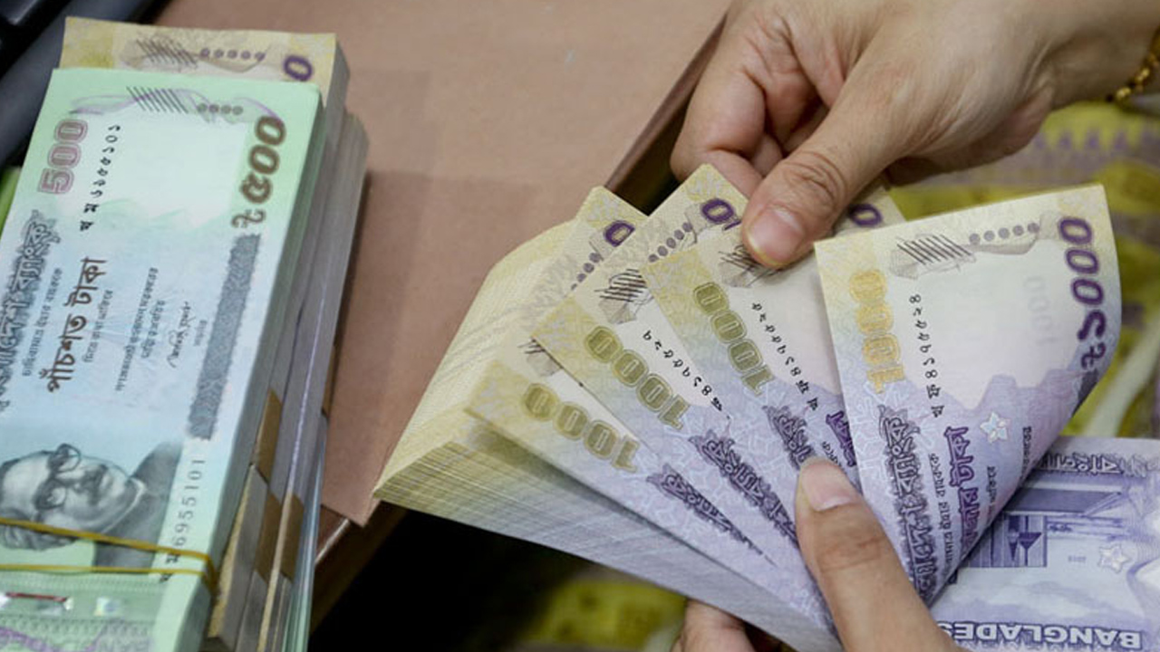 নির্বাচন উপলক্ষে টাকা বিতরণ করলে কঠোর শাস্তি