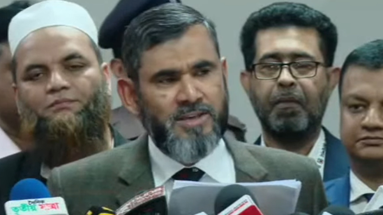 ৯০ শতাংশের বেশি কেন্দ্রে সিসি ক্যামেরা থাকছে: ইসি সানাউল্লাহ