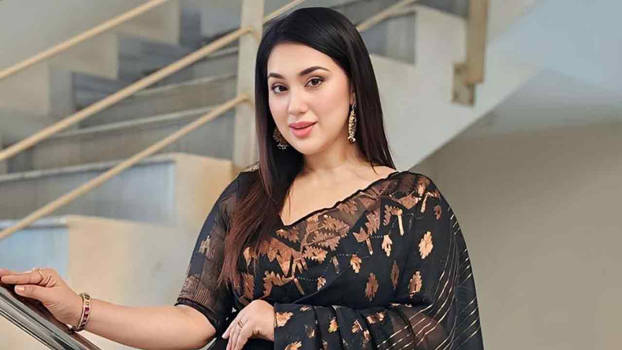 নির্বাচিত সরকারের কাছে যে ২ দাবি অপু বিশ্বাসের