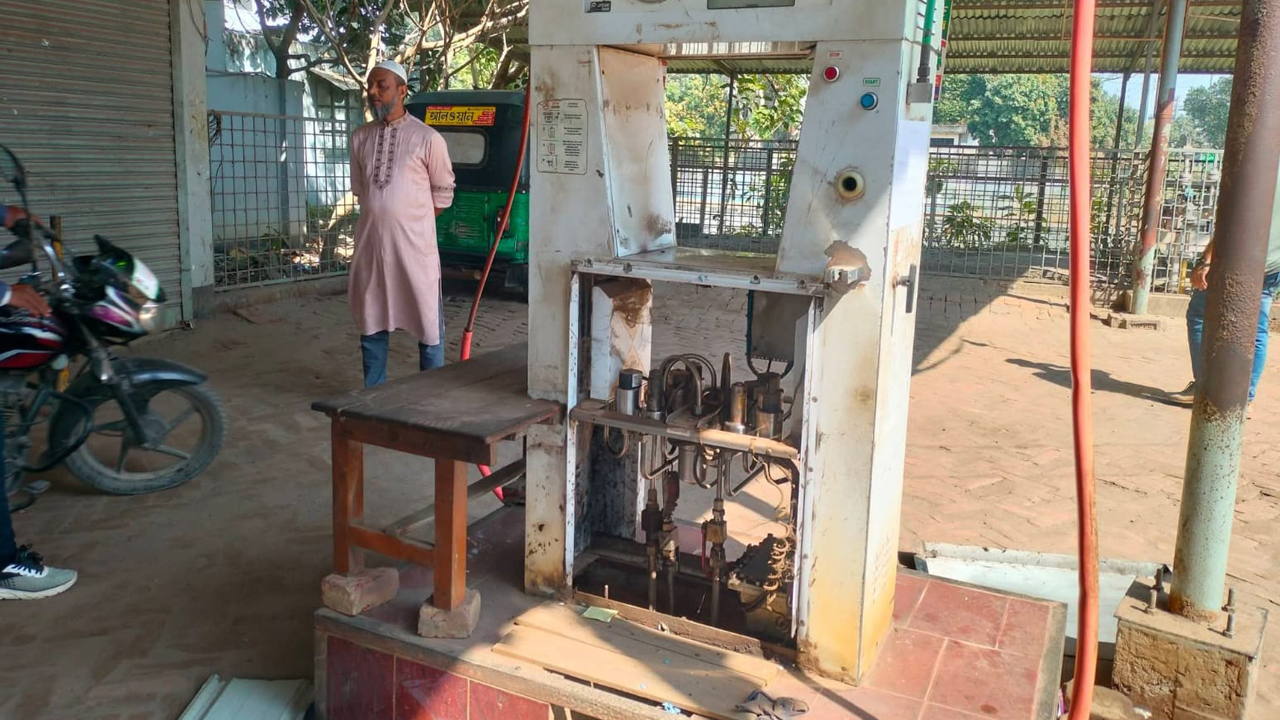 সিরাজগঞ্জে ফিলিং স্টেশনে হামলা, গ্যাস সরবরাহ বন্ধ