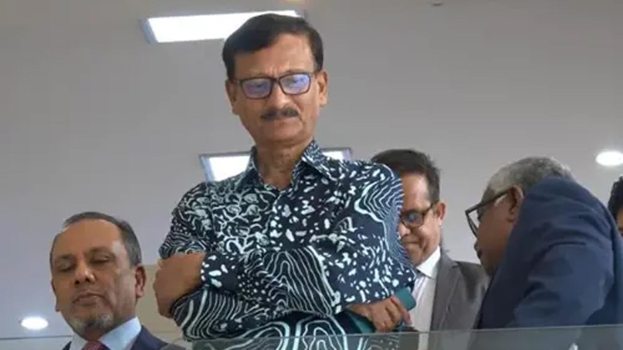 বিদায় নিলেন পররাষ্ট্র উপদেষ্টা