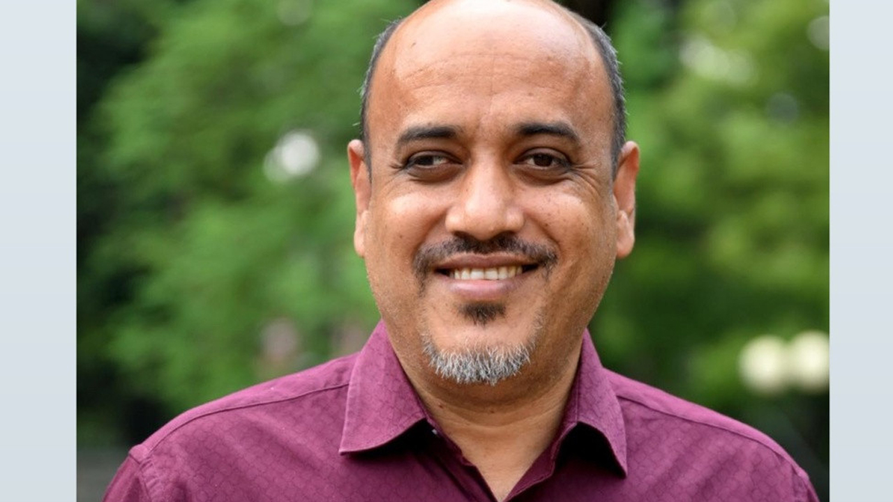 চাকরি পেলেন সদ্যসাবেক উপ-প্রেস সচিব আজাদ মজুমদার