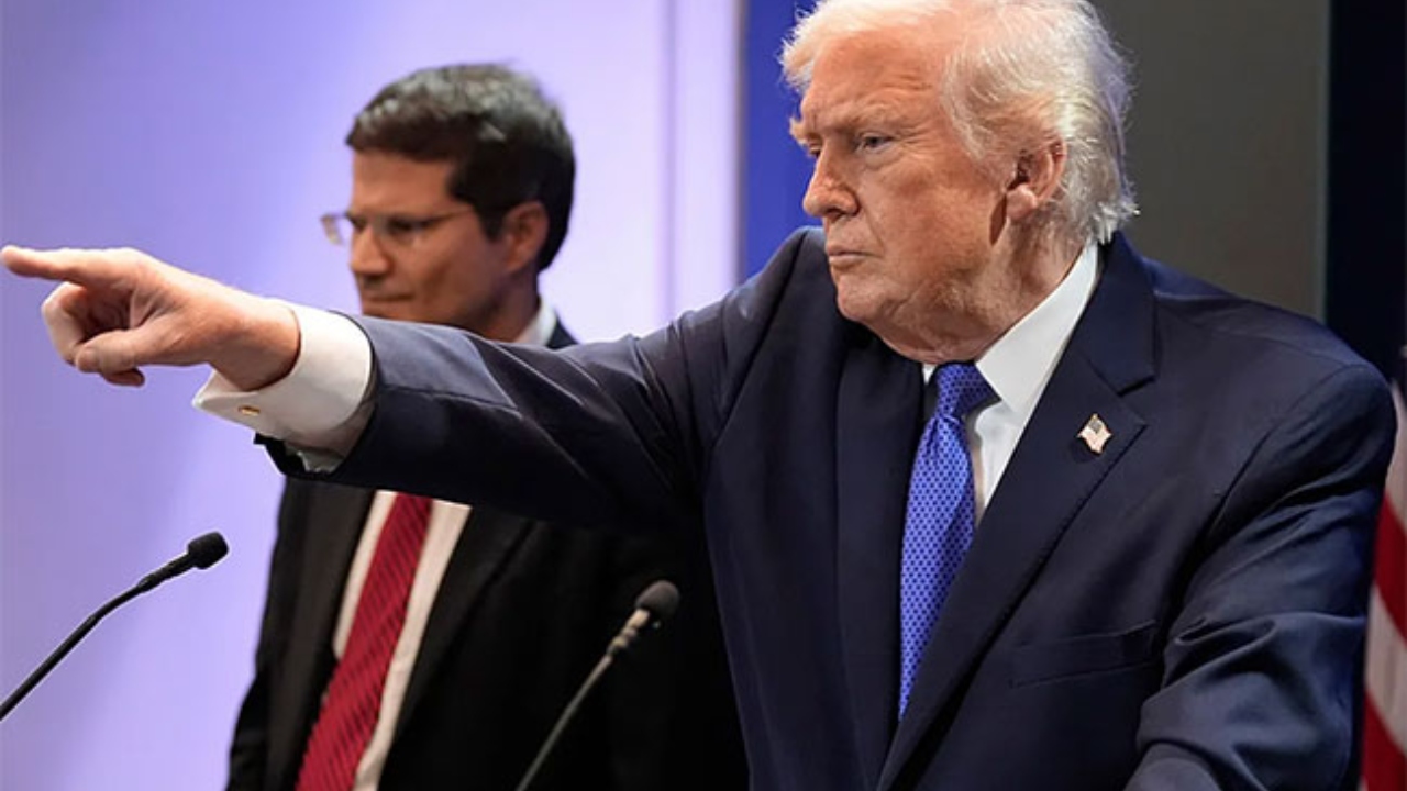 বিশ্বব্যাপী&nbsp;১০% নতুন শুল্ক আরোপ করলেন&nbsp;ট্রাম্প